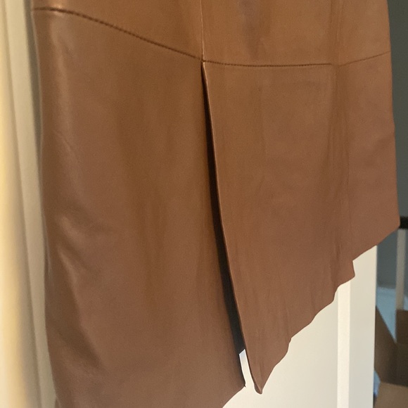 Leather skirt - Picture 4 of 4